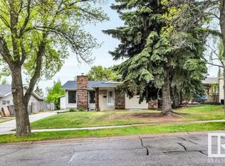 80 Lester Cres #1A, Saint Albert, AB