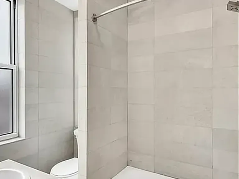 75 Baxter St #15 — Photo 3