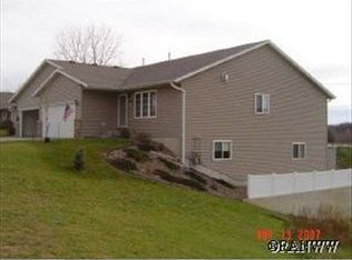 4023 Echo Valley Dr, Eau Claire, WI 54701