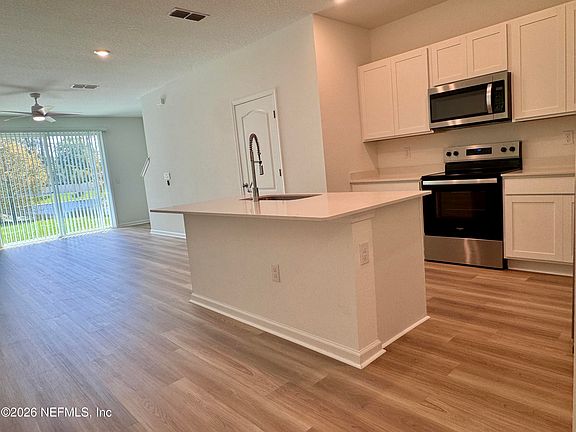 4th image of 5989 Ortega Lake Dr