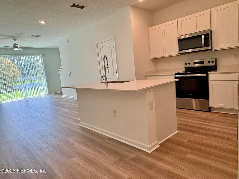 5989 Ortega Lake Dr — Photo 4