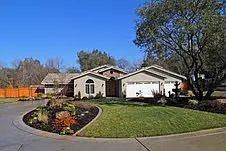 9385 Oak Leaf Way photo 1