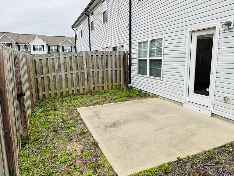 4279 Valencia Ln — Photo 33