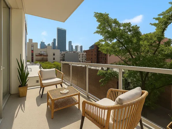 37-34 33rd St #2K, Long Island City, NY 11101