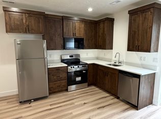 1382 W Calumet Way, Bluffdale, UT 84065