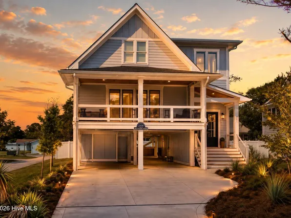 101 NE 64th Street, Oak Island, NC 28465