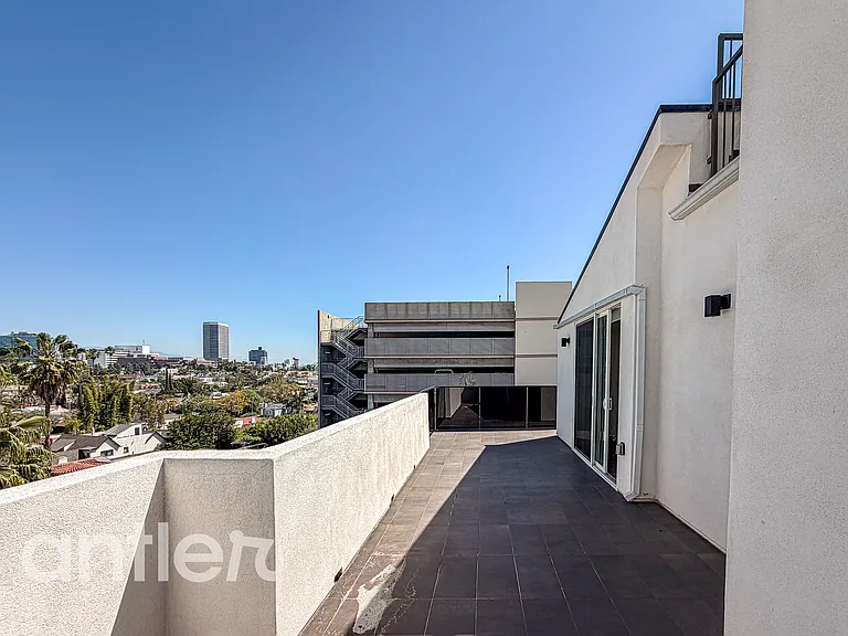 948 S Ogden Dr #Z601 — Photo 5