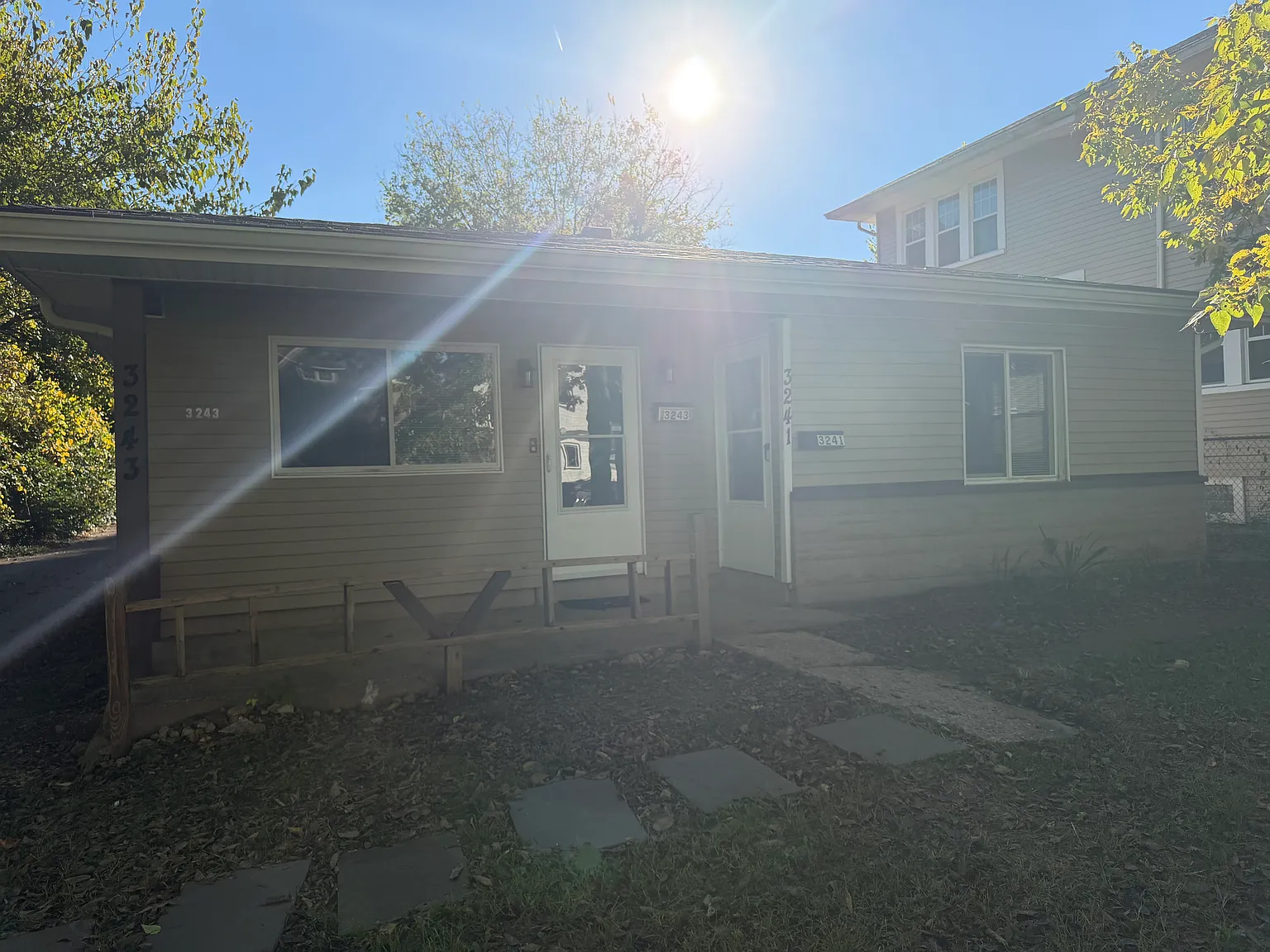 2 bed, 890 sqft, $950 — Photo 1