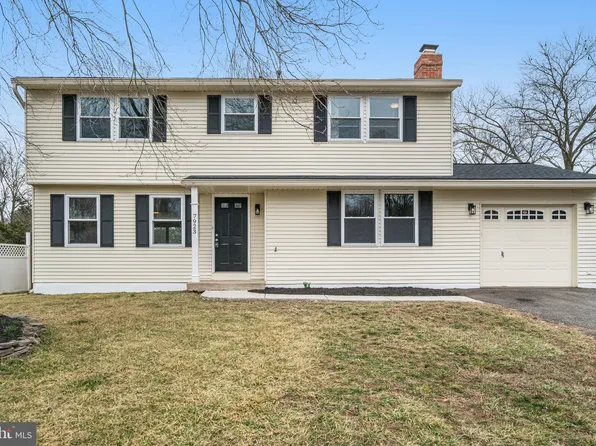 7923 Caledonia St, Alexandria, VA 22309