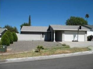 2359 Manzanita Rd, Corona, CA 92882