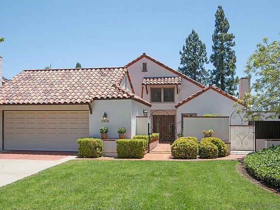 2nd image of 17605 Rienzi Pl
