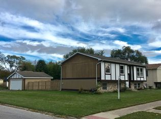 401 Wallace St, Chicago Heights, IL