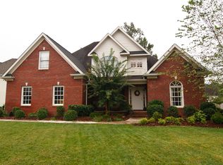 1698 Chadwick Ct, Hixson, TN 37343