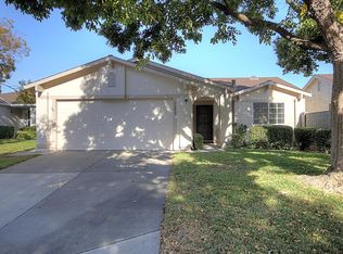 7689 Sunmore Ln, Sacramento, CA