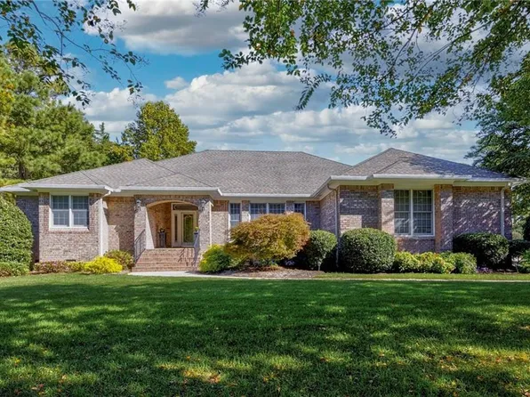 4348 Blackthorne Ct, Virginia Beach, VA 23455