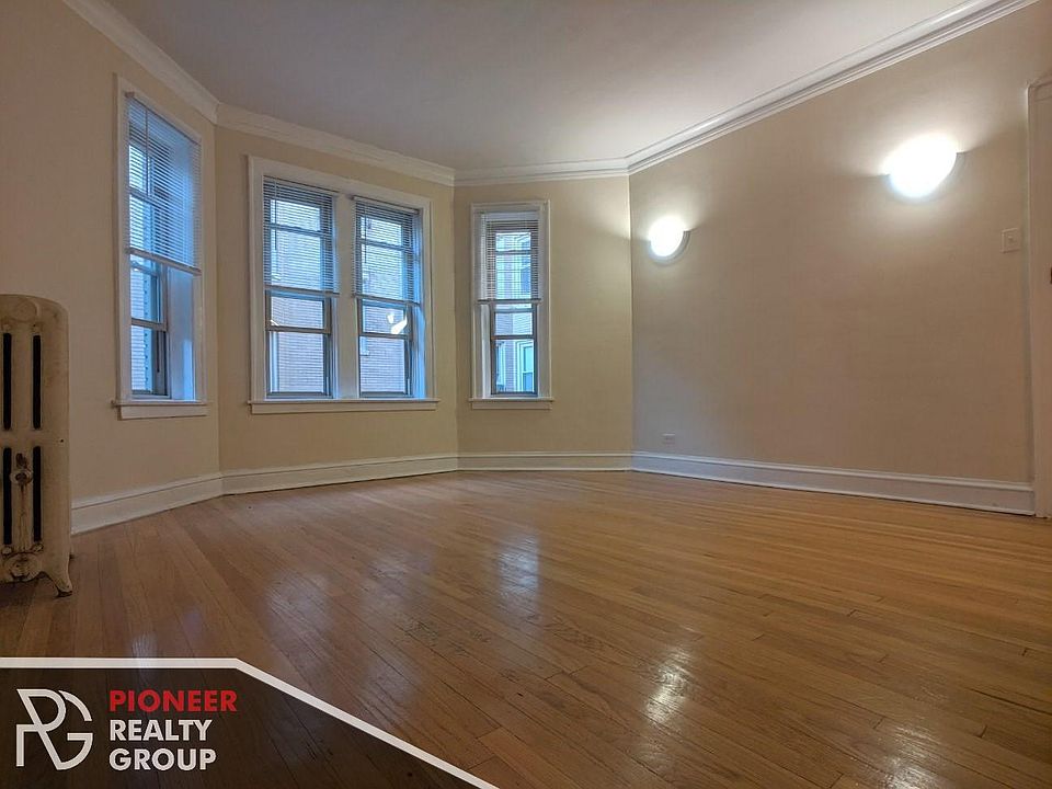 1st image of 4201 N Paulina St #1W
