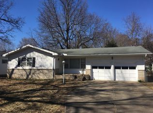 1119 E Seminole St, Springfield, MO 65807