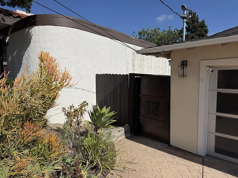 4140 W Arrieta Cir #B — Photo 17