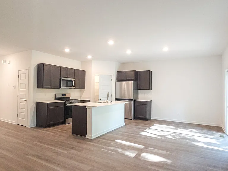 4203 Viceroy St — Photo 5