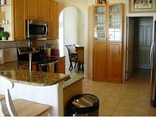 4th image of 216 Ivory Dr