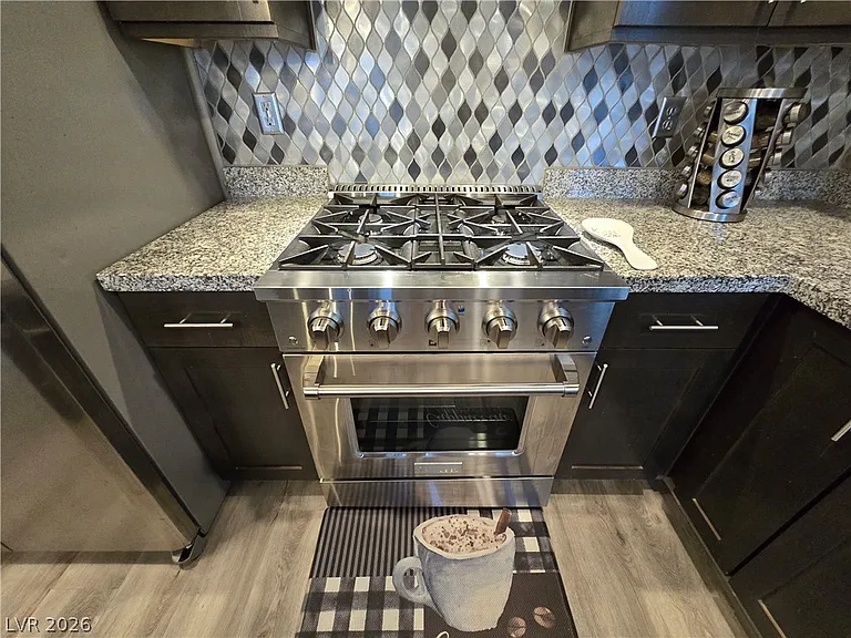 8083 Haywood Estate Ave — Photo 15