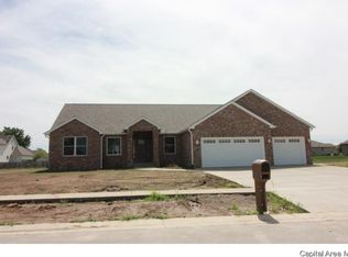 730 W Pheasant Run, Sherman, IL 62684