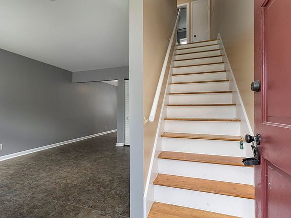 4th image of 3412 Taylorsville Rd APT 3