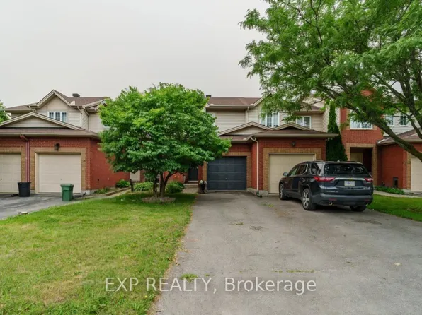 2010 Scully Way, Ottawa, ON K4A 4L8