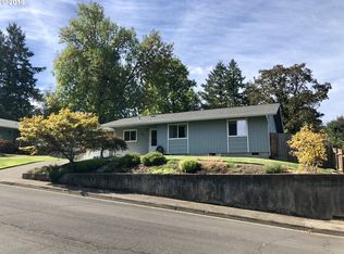925 S V Ct, Cottage Grove, OR 97424