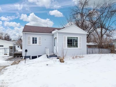 1802 8th Ave N, Grand Forks, ND, 58203
