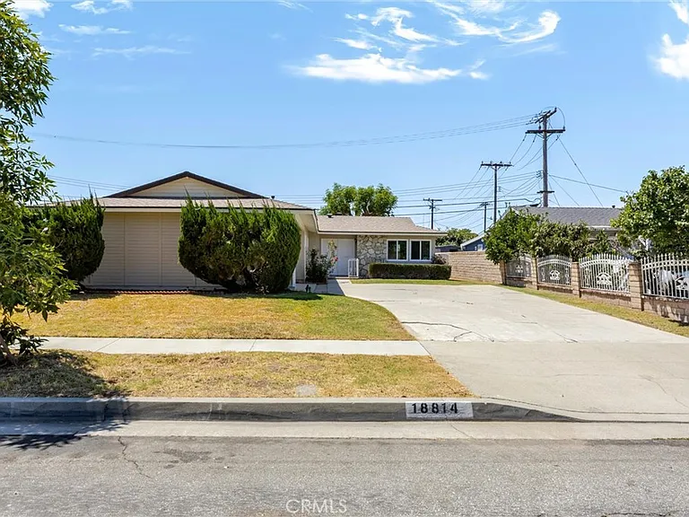 18814 Elizondo St — Photo 2