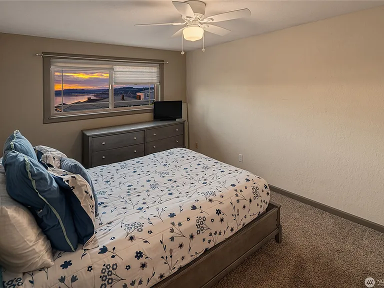 1507 S Jackson Ave — Photo 14