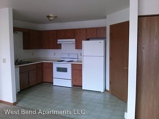 2nd image of 1604 Vogt Dr APT 202