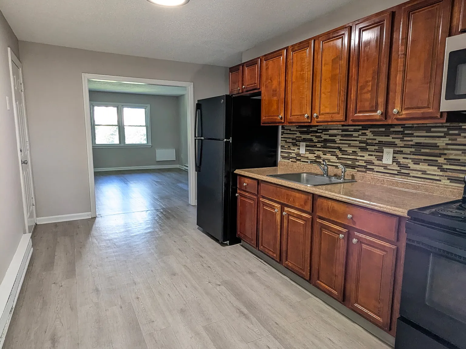 2 bed, $1,495 — Photo 2