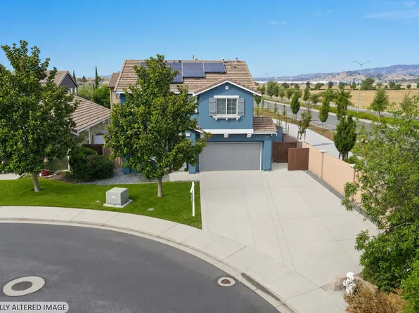 448 Cache Court, Vacaville, CA 95688