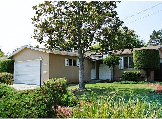 3551 Mauricia Ave photo 1