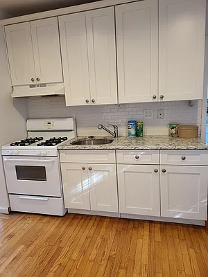 Rented by Tyler Vincent Real Estate Inc | media 7