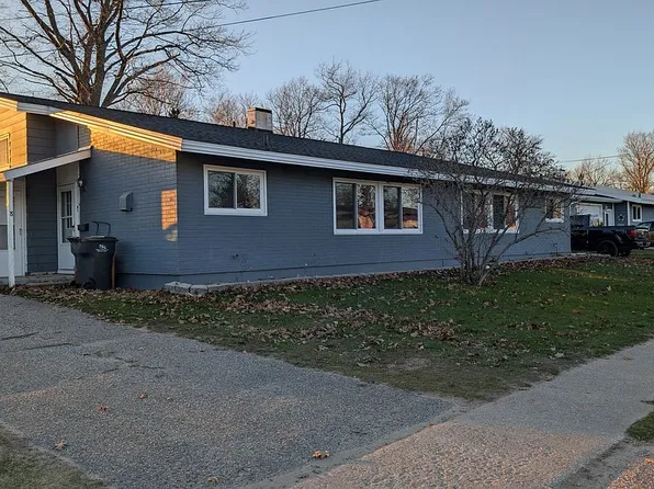 18 Parkside Dr, Kincheloe, MI 49788