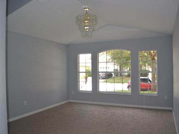 5th image of 10862 Newbridge Dr
