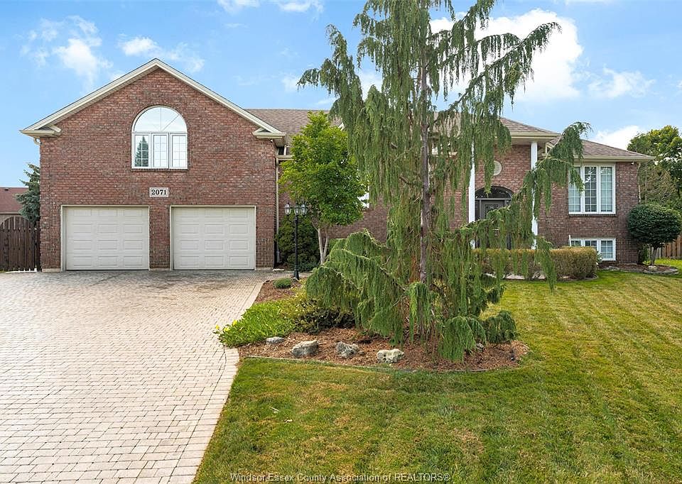 1st image of 2071 Eugeni St