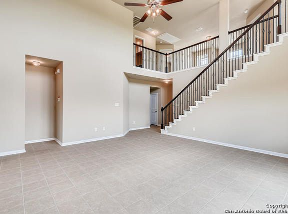 5th image of 11503 Tengyc Cres