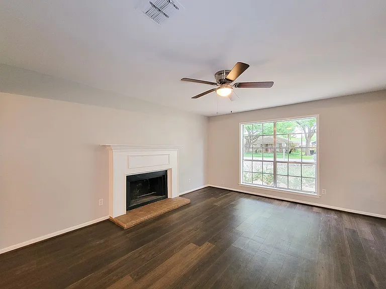 1803 Cypress Dr — Photo 21