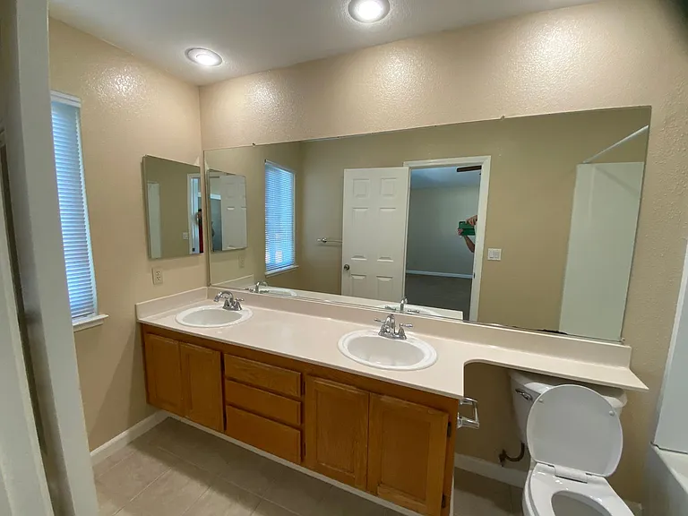 229 Potrero St — Photo 24