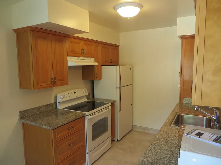 433 Vasquez Ct #4 — Photo 11