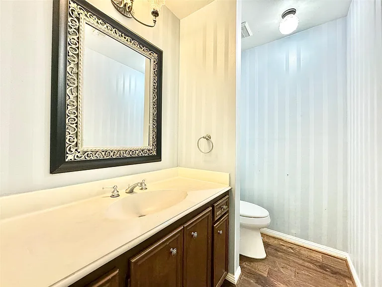 7914 Candle Ln — Photo 24