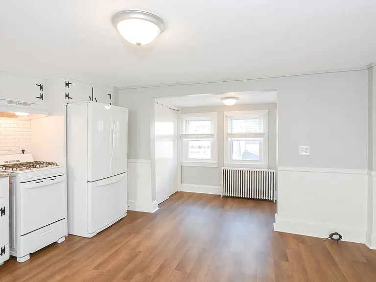 39 Bourne St #1 — Photo 19