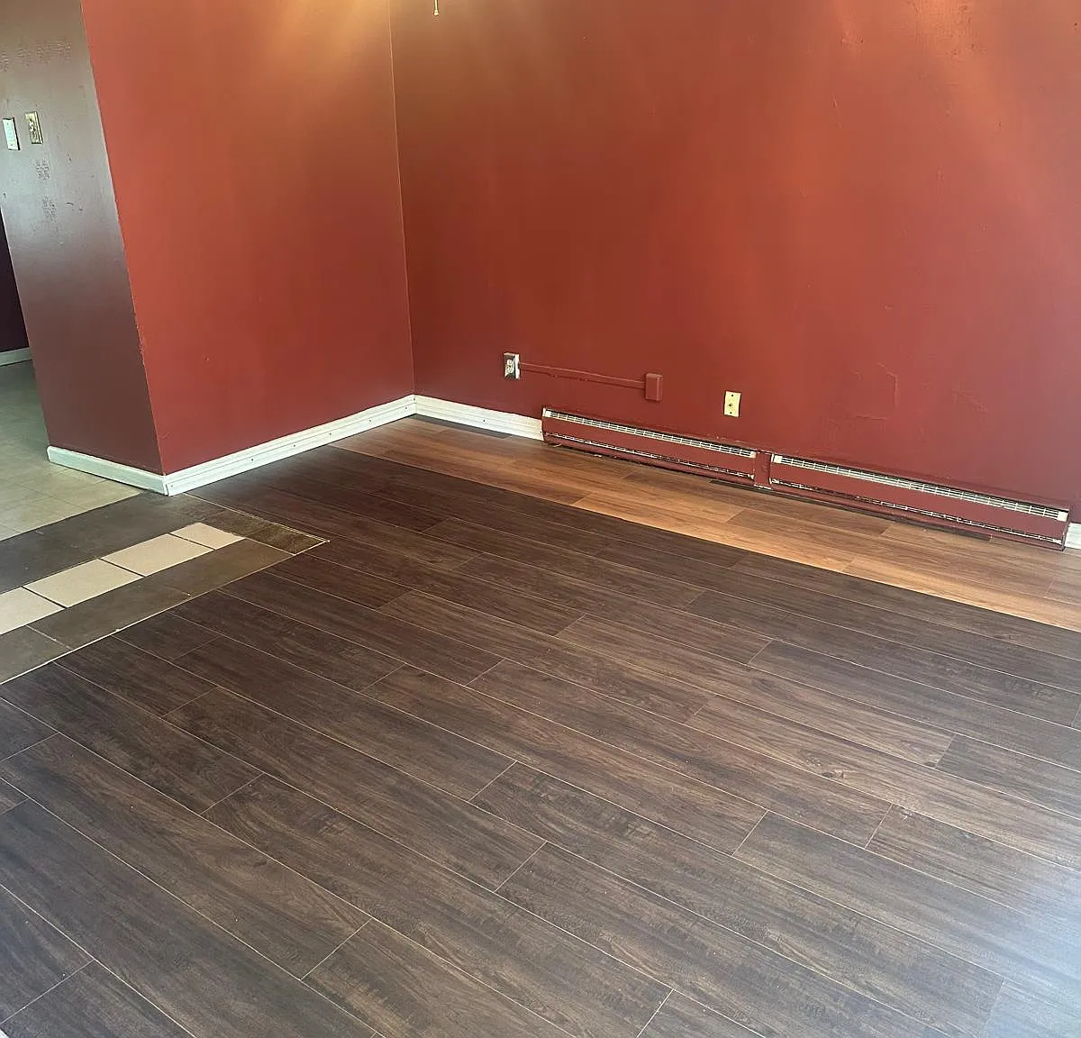 3 bed, 1050 sqft, $1,600 — Photo 1