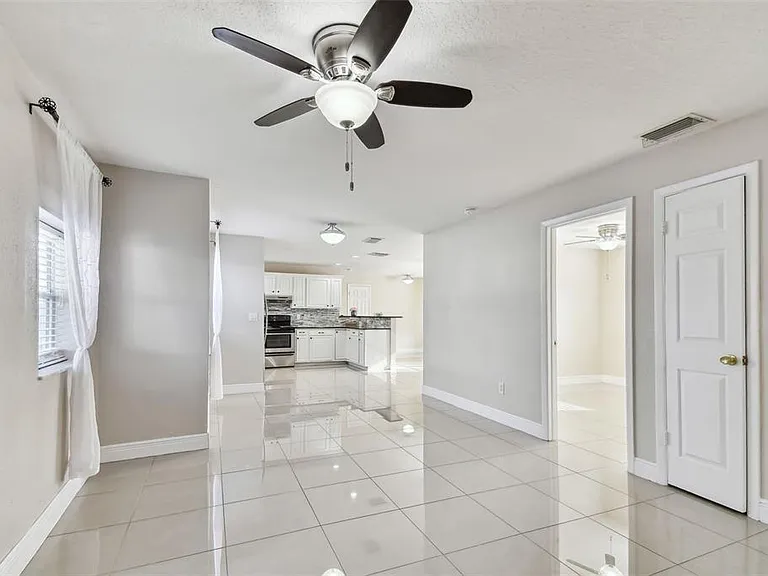 12252 Eldon Dr — Photo 38