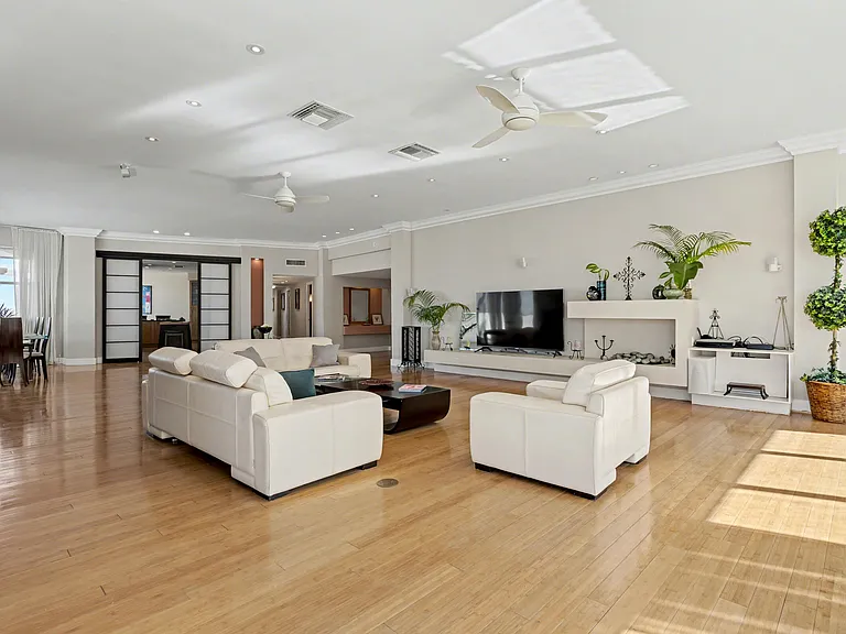 3430 Galt Ocean Dr #1 — Photo 5