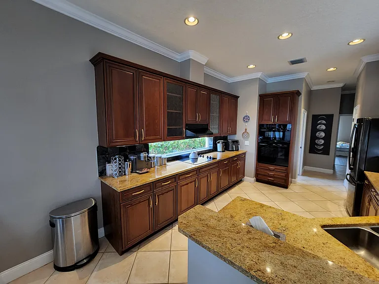 1330 Whitney Isles Dr — Photo 3